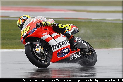 motogp_rossi_06_angleterre_silverstone_2011.jpg