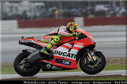 motogp_rossi_07_angleterre_silverstone_2011.jpg