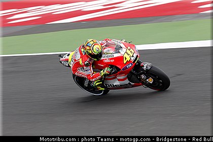 motogp_rossi_11_angleterre_silverstone_2011.jpg