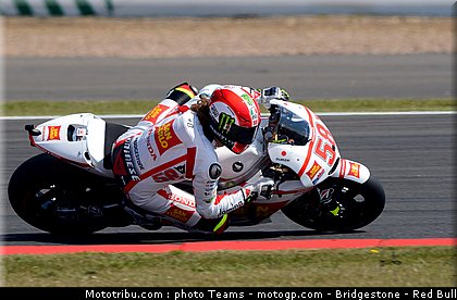 motogp_simoncelli_07_angleterre_silverstone_2011.jpg