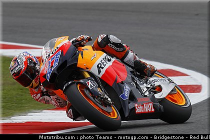 motogp_stoner_01_angleterre_silverstone_2011.jpg