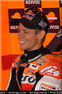 motogp_stoner_10_angleterre_silverstone_2011.jpg