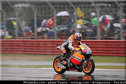 motogp_stoner_16_angleterre_silverstone_2011.jpg