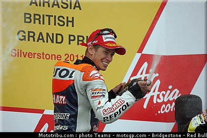 motogp_stoner_19_angleterre_silverstone_2011.jpg