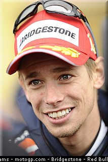 motogp_stoner_43_angleterre_silverstone_2011.jpg