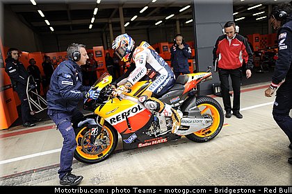 motogp_stoner_48_angleterre_silverstone_2011.jpg