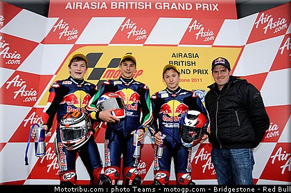 red_bull_rookies_cup_001_angleterre_silverstone_2011.jpg