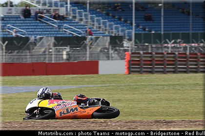 red_bull_rookies_cup_005_angleterre_silverstone_2011.jpg