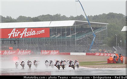 red_bull_rookies_cup_017_angleterre_silverstone_2011.jpg