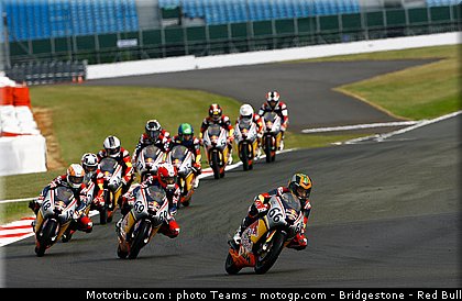 red_bull_rookies_cup_057_angleterre_silverstone_2011.jpg