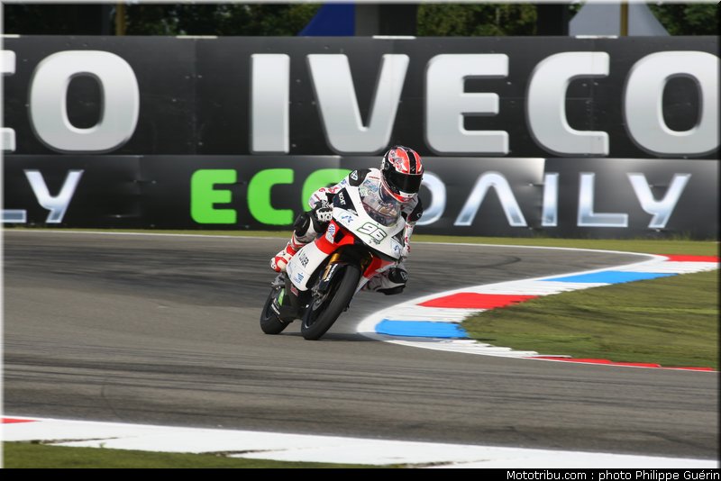 125_rossi_14_pays_bas_assen_2011