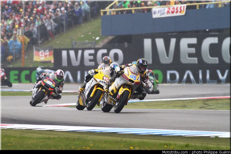 moto2_004_pays_bas_assen_2011