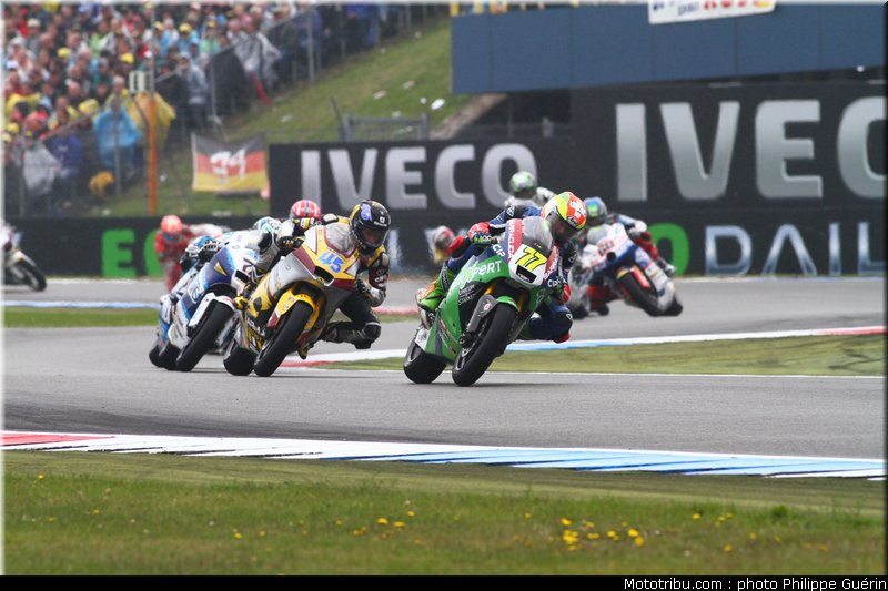 moto2_008_pays_bas_assen_2011