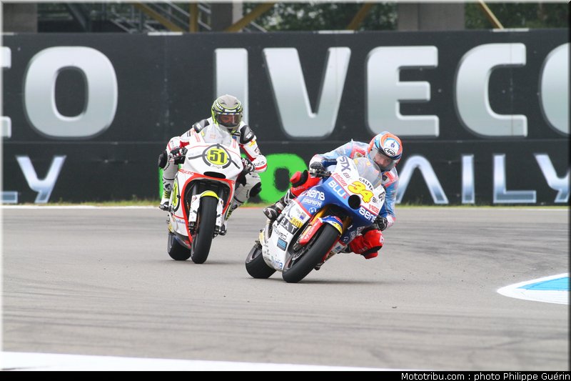moto2_017_pays_bas_assen_2011