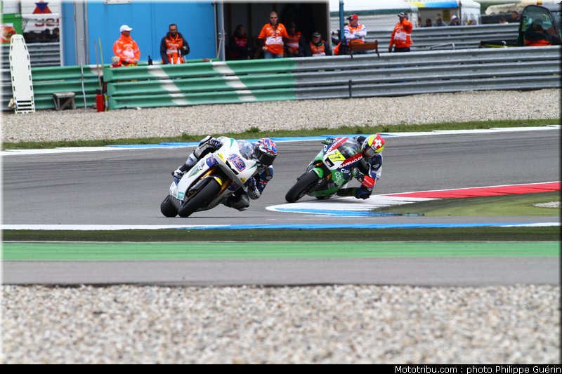 moto2_023_pays_bas_assen_2011