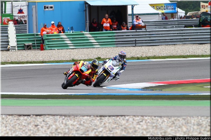 moto2_026_pays_bas_assen_2011