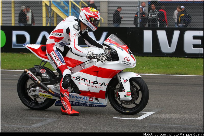 moto2_krummenacher_pays_bas_assen_2011