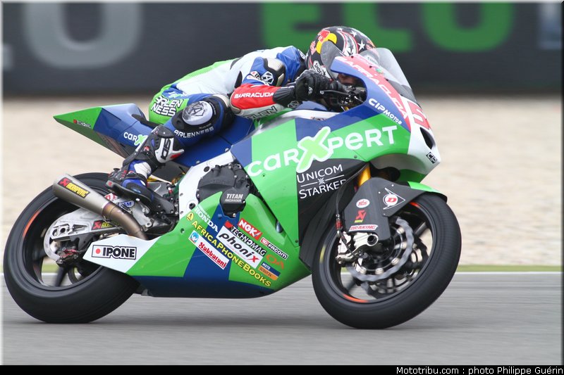 moto2_sofuoglu_3_pays_bas_assen_2011