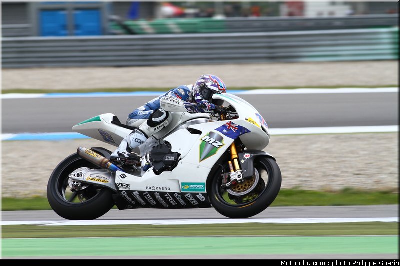 moto2_west_1_pays_bas_assen_2011