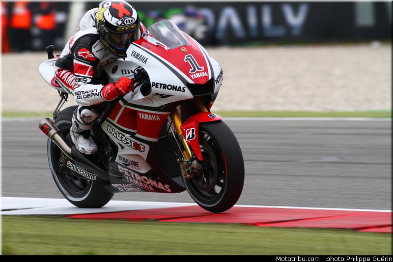 motogp_lorenzo_01_pays_bas_assen_2011