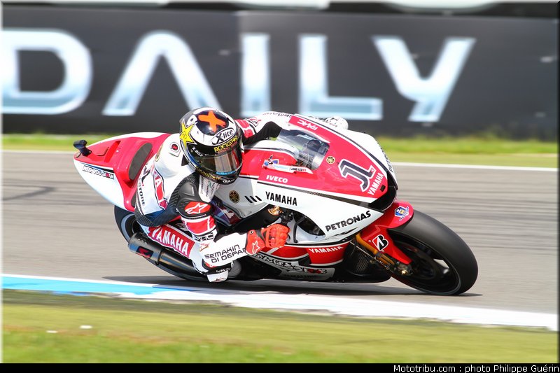motogp_lorenzo_07_pays_bas_assen_2011