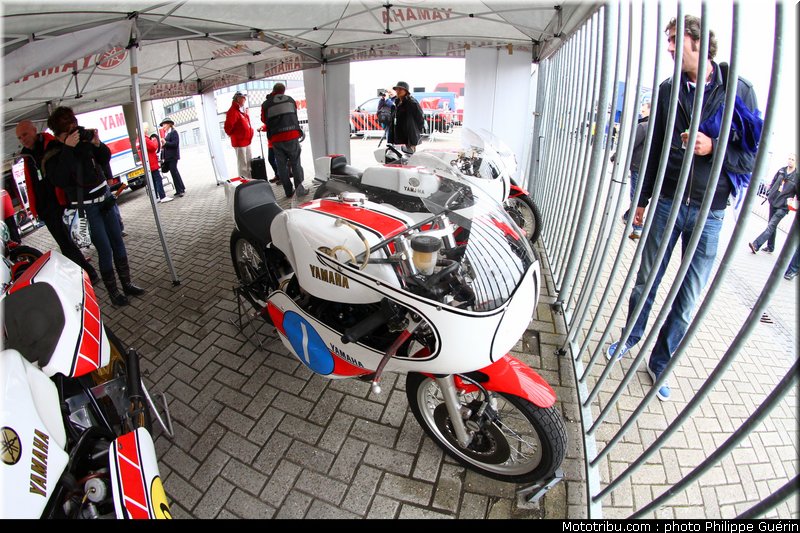 motogp_paddock_circuit_05_pays_bas_assen_2011