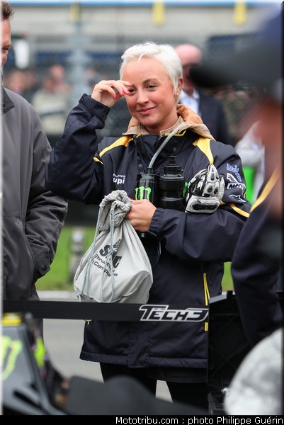 motogp_pitbabes_24_pays_bas_assen_2011
