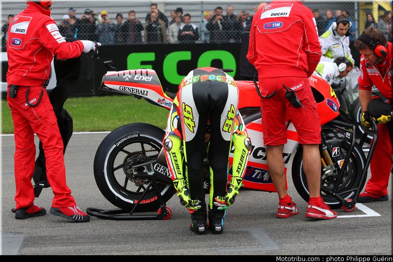 motogp_rossi_13_pays_bas_assen_2011