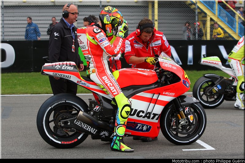 motogp_rossi_16_pays_bas_assen_2011