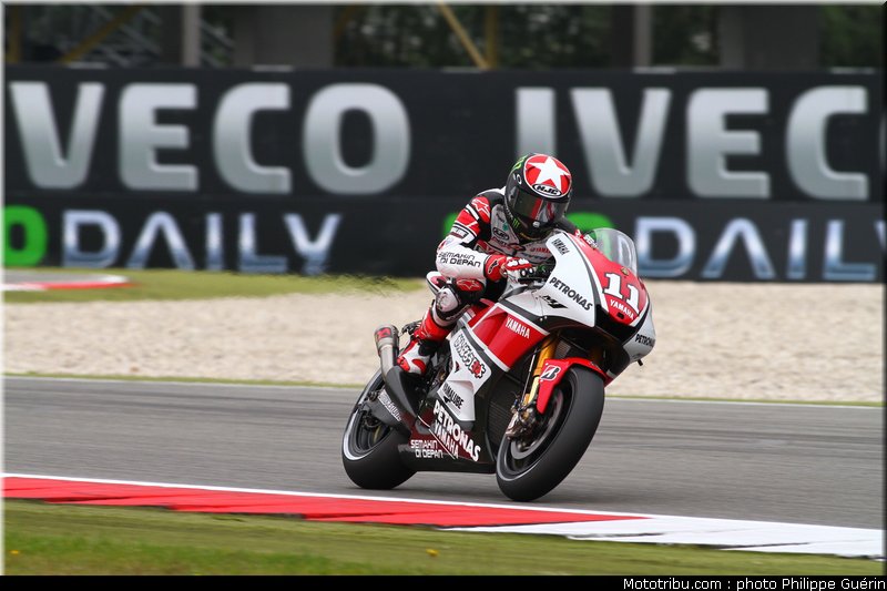 motogp_spies_02_pays_bas_assen_2011
