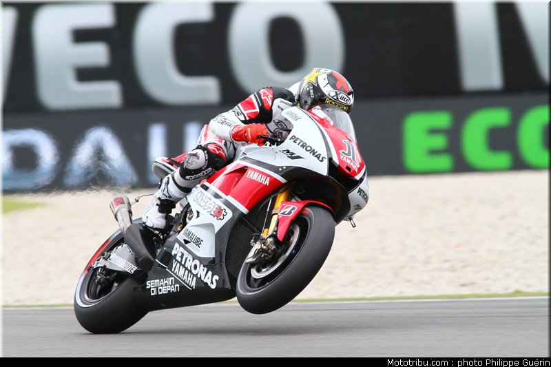 motogp_spies_09_pays_bas_assen_2011