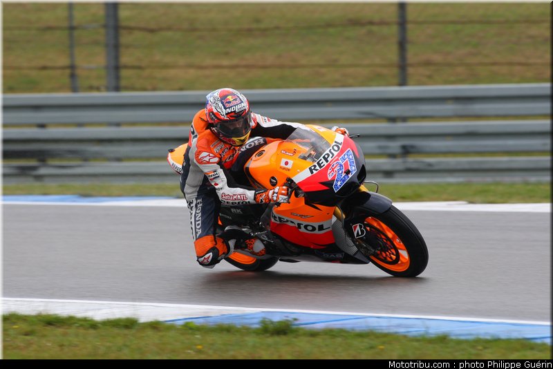 motogp_stoner_07_pays_bas_assen_2011