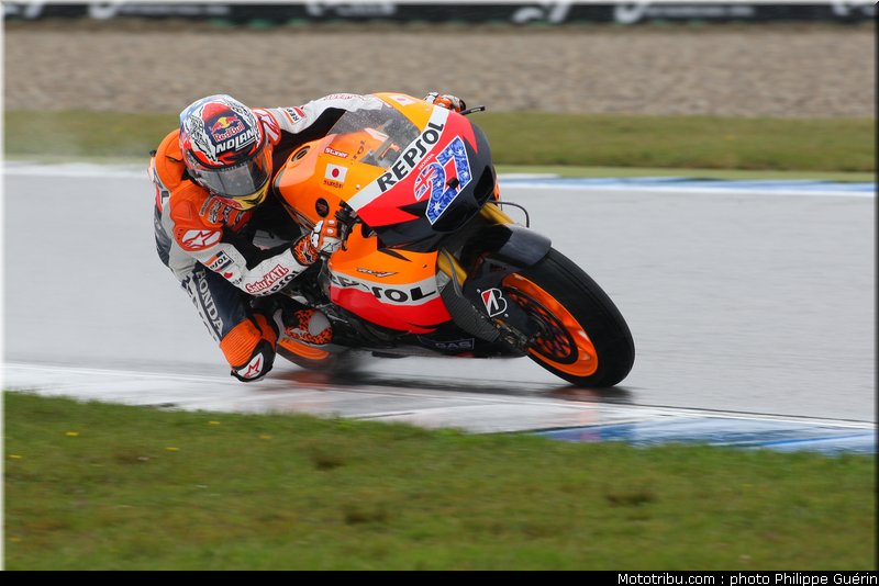 motogp_stoner_09_pays_bas_assen_2011