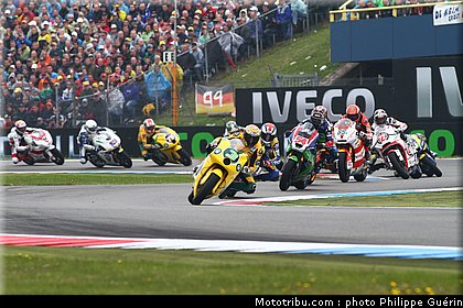 moto2_001_pays_bas_assen_2011.JPG