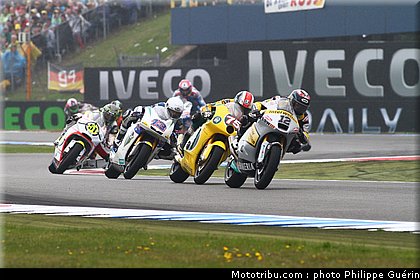 moto2_003_pays_bas_assen_2011.JPG