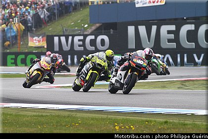 moto2_007_pays_bas_assen_2011.JPG