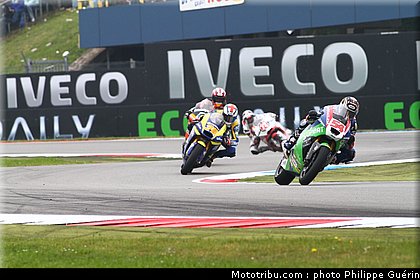 moto2_013_pays_bas_assen_2011.JPG