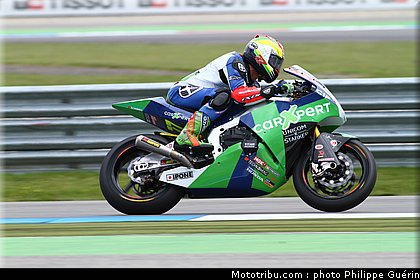 moto2_aegerter_2_pays_bas_assen_2011.JPG