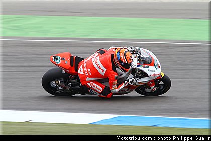 moto2_bradl_5_pays_bas_assen_2011.JPG