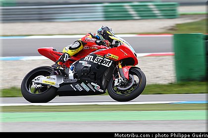 moto2_simeon_pays_bas_assen_2011.JPG