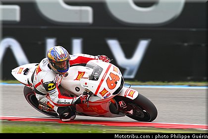 motogp_akyioshi_7_pays_bas_assen_2011.JPG