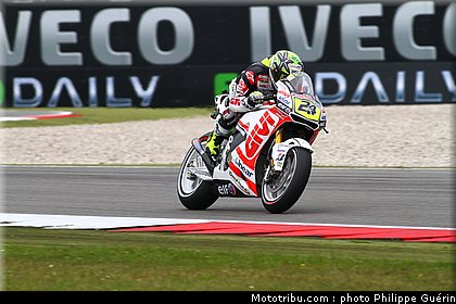 motogp_elias_6_pays_bas_assen_2011.JPG