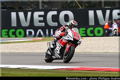 motogp_hayden_6_pays_bas_assen_2011.JPG