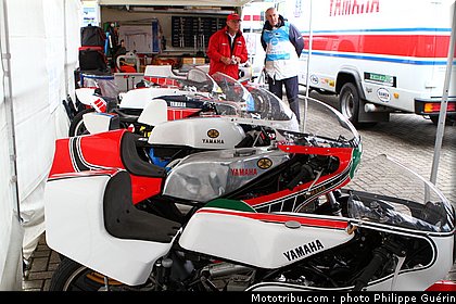 motogp_paddock_circuit_03_pays_bas_assen_2011.JPG