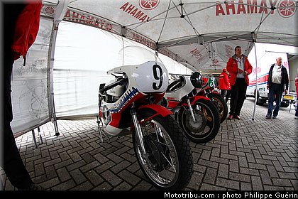 motogp_paddock_circuit_06_pays_bas_assen_2011.JPG