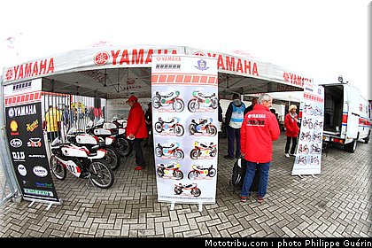 motogp_paddock_circuit_09_pays_bas_assen_2011.JPG