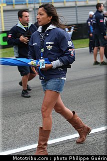 motogp_pitbabes_19_pays_bas_assen_2011.JPG