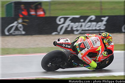 motogp_rossi_09_pays_bas_assen_2011.JPG