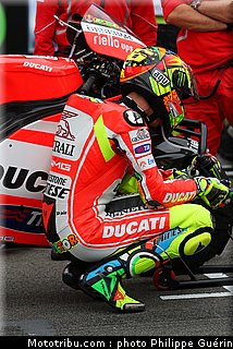 motogp_rossi_10_pays_bas_assen_2011.JPG