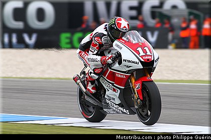 motogp_spies_01_pays_bas_assen_2011.JPG